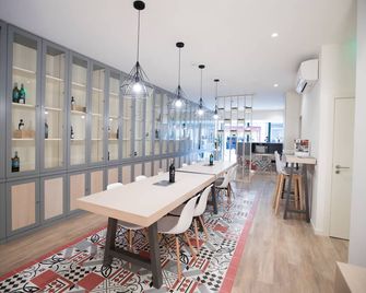 Almada Wine House - Oporto - Restaurante