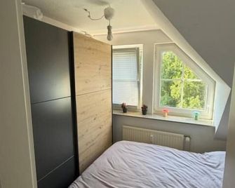 Modernes gemütliches Studio Zimmer - Elmshorn