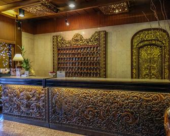 Puri Artha Hotel - Yogyakarta - Lễ tân