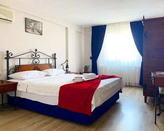 Naz Hotel - Foça