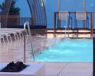 Club Wyndham Atlanta - 1 Bedroom Suite - Atlanta - Pool