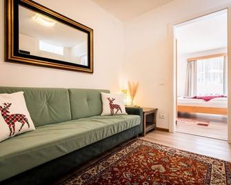 Am Schloss Guest House - בארוניקו - סלון