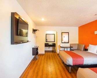 Economy Hotel Kansas City - Blue Springs - Schlafzimmer