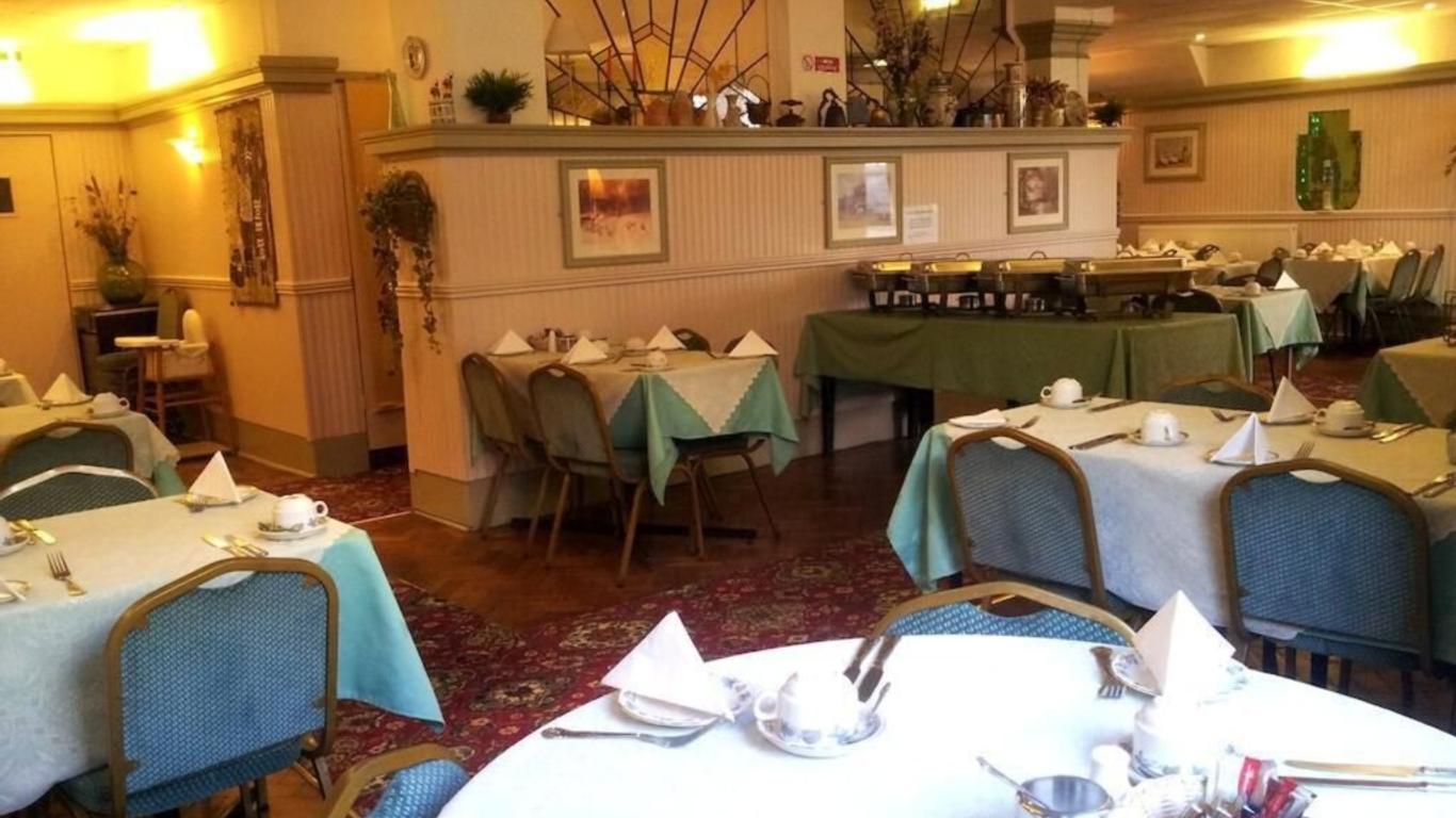 The New Osterley Hotel