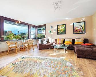 Gästehaus am Mühlenteich - Schieder-Schwalenberg - Huiskamer