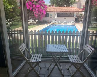 Grandma's Garden - Dalyan (Mugla) - Piscina