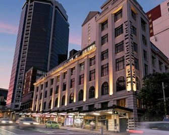 Attic Backpackers - Auckland - Building