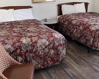 Crystal Motel - Red Bluff - Bedroom