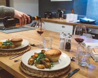 Greenway Barn - Dartmouth - Food