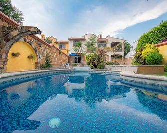 Forget about everything and relax - Temixco - Pool