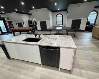 Long Lake Escape - Hammonds Plains