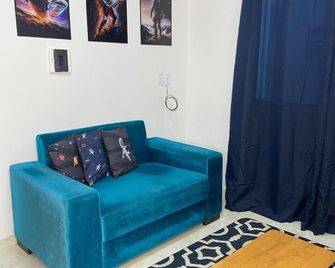 Flat Temático Espacial, uma experiência única - Feira de Santana - Sala de estar