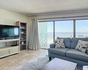 Chateaux 303 - Direct Beach Front - Indian Shores - Sala de estar