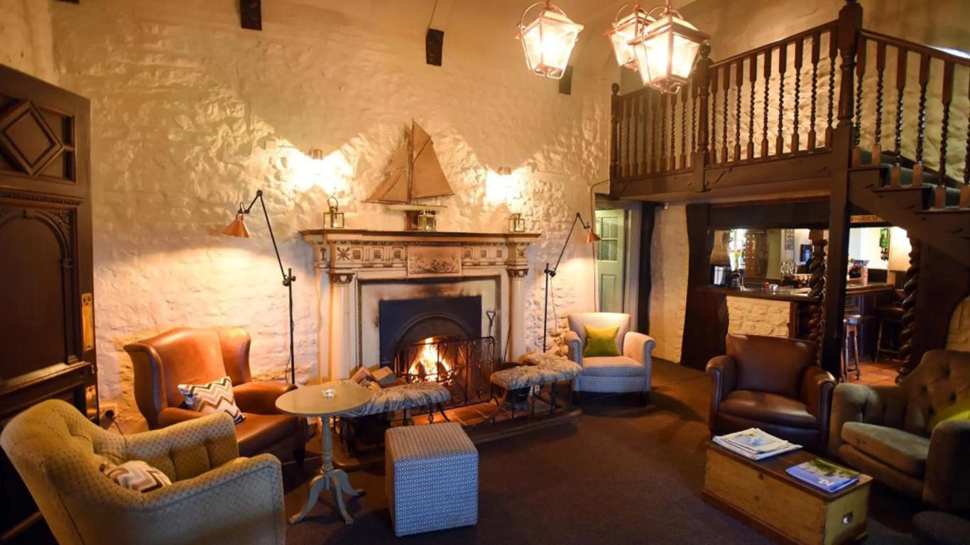 The Lifeboat Inn