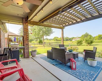 Trail Access And Patio Peaceful Tulsa Ar - Claremore - Innenhof
