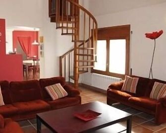 Apartamentos Casa Trillo for 8 people - Graus - Sala de estar