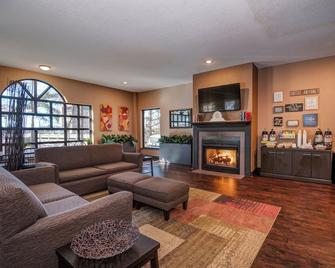 Guest Inn & Suites - Midtown Medical Center - ליטל רוק - סלון