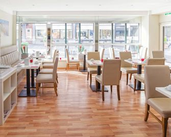 Hotel am Kieler Schloss Kiel by Premiere Classe - Kiel - Restaurante