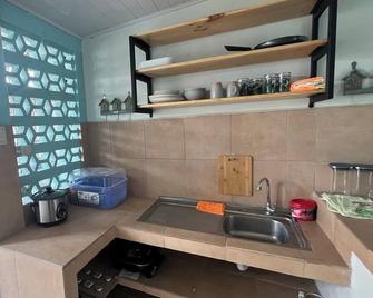 Casa tortuga - Puntarenas - Cocina