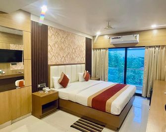Hotel Royal Bengal - Bolpur - Bedroom