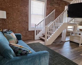 The Lofts Of North Main Street - St. Charles - Living room
