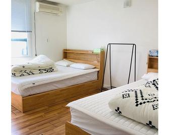 Jeonju Hanok Village Starlight Maru - Jeonju - Bedroom
