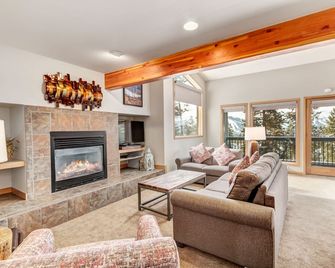 Gold Point Resort Breckenridge by Vacatia - Breckenridge - Living room