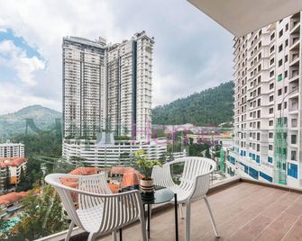Antharas 1 Premier Suites Genting Highlands - Genting Highlands - Balcony