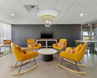 Spark by Hilton Grand Prairie - Grand Prairie - Lounge