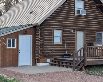 Cabin hideaway - Sheridan - Bygning