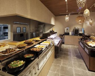 karaksa hotel Sapporo - סאפורו - בופה