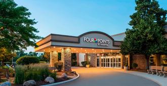 Four Points by Sheraton Chicago O'Hare Airport - Schiller Park