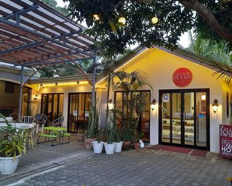 Zillion Pavilion Family & Business Hotel - Lipa City