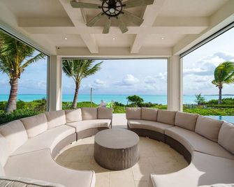 Seaclusion - Spectacular Home on a spectacular beach - George Town - Salon