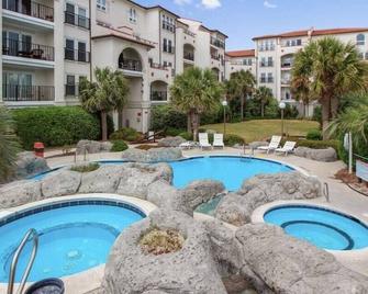 New Listing \'Sol Intention\' 3 Bedroom Villa Capriani, fully renovated - North Topsail Beach - Piscina