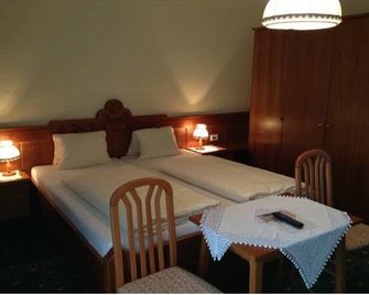 Parkhotel Zuzek - Sankt Kanzian - חדר שינה