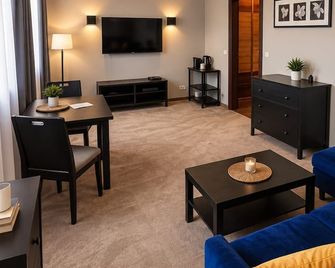 Hotel Alpex - Zabrze - Wohnzimmer