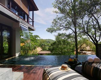Villa Zolitude Resort & Spa (Sha Plus+) - Chalong - Patio