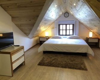 Casa del Arupo - Quito - Bedroom