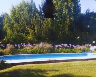 Loft en el Bosque de Ezeiza a 6 Minutos del Aeropuerto - Esteban Echeverría - Piscina