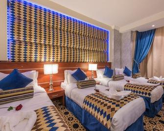 Nusk Al Madinah Hotel - Medina - Bedroom