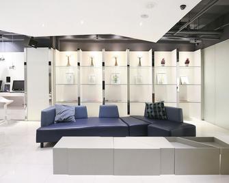 Cityinn Hotel Plus - Ximending Branch - טאיפיי - לובי