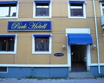 Park Hotell - Luulaja