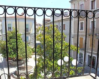 B&B Piazza di L'Ara - Tempio Pausania - Balcony