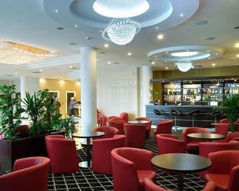 أمباسادور سنتروم هوتل لودز - لودز - بار