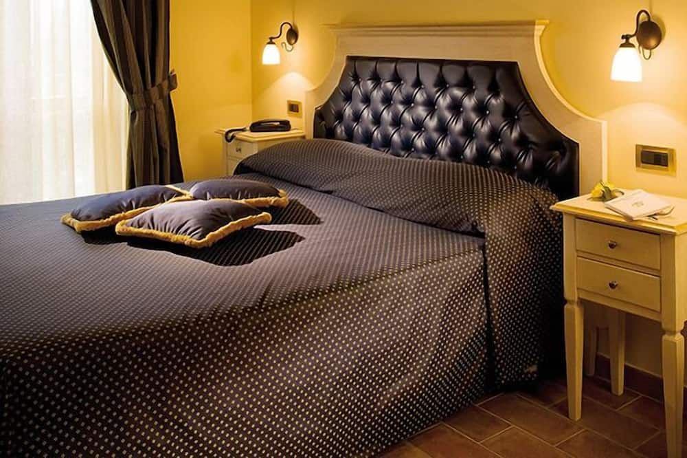 Relais Madonna di Campagna - Bastia umbra - Bedroom