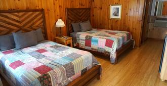 Marshall's Creek Rest Motel - Gatlinburg - Phòng ngủ