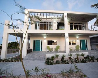 Oceanfront - Turtle Suite At Drift Villa - Cockburn Town - Gebouw