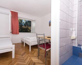 Apartments Balote - Okrug Gornji - Sypialnia