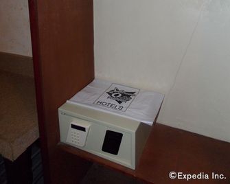 Mo2 Westown Hotel - Mandalagan - Bacólod